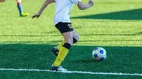 滕哈格期待加纳乔防守出色并勇闯禁区，不断推动其成长